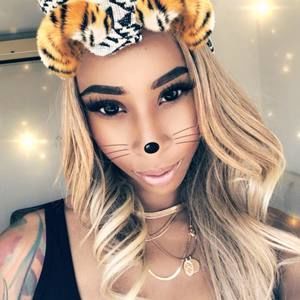 Meet your Posher, Ciara